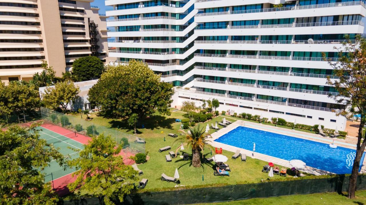 Divine Marina Apartment W/ Pool & Garden By Lovelystay クアルテイラ エクステリア 写真