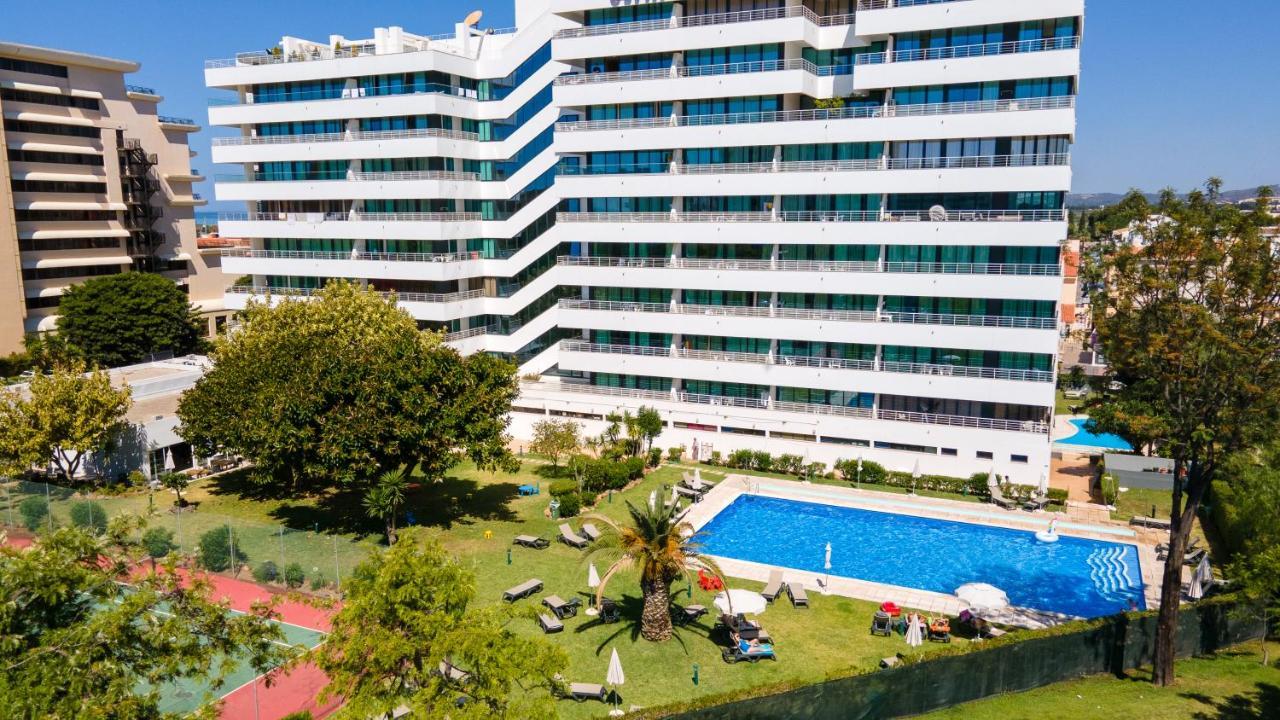 Divine Marina Apartment W/ Pool & Garden By Lovelystay クアルテイラ エクステリア 写真